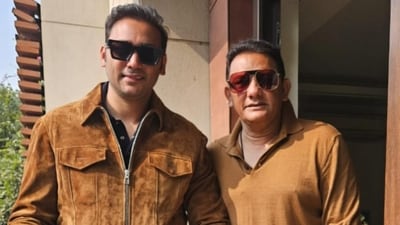 Mohammad Asaduddin poses for a photo with his father. (Instagram) Mohammad Asaduddin poses for a photo with his father. (Instagram)