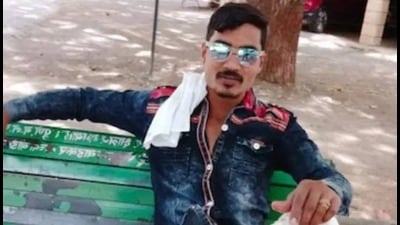 According to police, a six-member crime branch team, along with local personnel from Mohol police station, reached the location around 3:30 am. (HT) According to police, a six-member crime branch team, along with local personnel from Mohol police station, reached the location around 3:30 am. (HT)