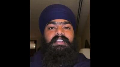 Amritpal Singh Mehron, who is alleged mastermind in the murder case of Instagram star Kanchan Kumari alias Kamal Kaur Bhabi, has been booked for allegedly threatening Amritsar-based social media influencer Deepika Luthra, said the officials on Sunday. (HT File)