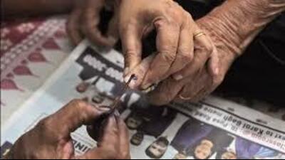 As per the rules of ECI, there is no minimum educational qualification to contest elections. (HT Photo for representation)