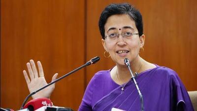 Former Delhi chief minister Atishi Marlena seconded Aam Aadmi Party (AAP) convener Arvind Kejriwal and said only AAP MLA can bring development to Ludhiana constituency. (HT File)