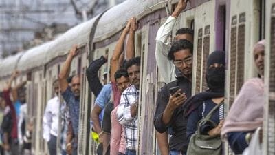 In Mumbai, trains designed for 2,500 passengers routinely carry more than 5,000 during rush hours. (Satish Bate/HT Photo) In Mumbai, trains designed for 2,500 passengers routinely carry more than 5,000 during rush hours. (Satish Bate/HT Photo)