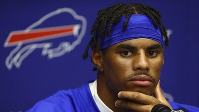 Bills WR Keon Coleman has insane basketball skills. (AP)
