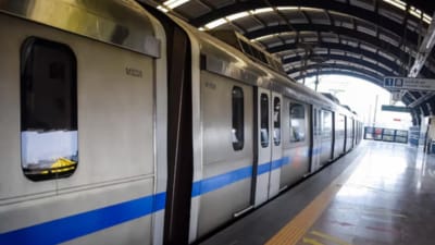 In his post, the anonymous user explained that the elderly man asked him to wake him up when his station arrives. (Representational Image/Freepik) In his post, the anonymous user explained that the elderly man asked him to wake him up when his station arrives. (Representational Image/Freepik)