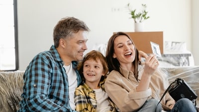 If you're looking for the right words to let your husband know how much you appreciate him. Use these heartfelt wishes (Pexels)