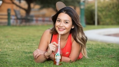 Using straws can create negative pressure that disrupts tongue positioning, affecting swallowing. (Unsplash) Using straws can create negative pressure that disrupts tongue positioning, affecting swallowing. (Unsplash)