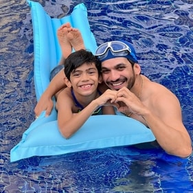 Arjun Bijlani and his son Ayaan Arjun Bijlani and his son Ayaan
