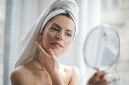 Research indicates a strong link between diet and skin health, particularly almond consumption. (Pexels) Research indicates a strong link between diet and skin health, particularly almond consumption. (Pexels)