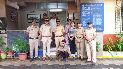 25-yr-old security guard arrested for blackmailing 300 women