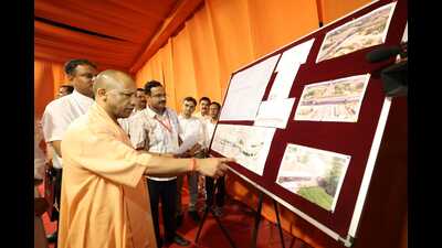 Chief minister Yogi Adityanath on Monday reviewed preparations for the Central Zonal Council meeting (HT) Chief minister Yogi Adityanath on Monday reviewed preparations for the Central Zonal Council meeting (HT)
