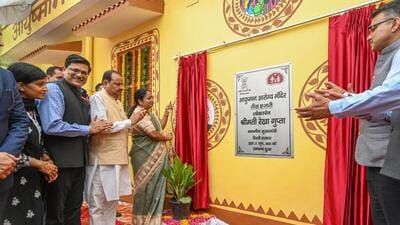 Delhi chief minister Rekha Gupta at the inaugration of Ayushman Arogya Mandir at Tis Hazari Court Complex. (Sanchit Khanna/Hindustan Times) Delhi chief minister Rekha Gupta at the inaugration of Ayushman Arogya Mandir at Tis Hazari Court Complex. (Sanchit Khanna/Hindustan Times)