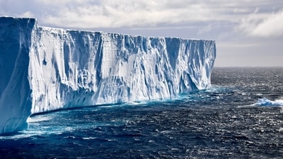 A team is studying signals from Antarctic ice (Unsplash) A team is studying signals from Antarctic ice (Unsplash)