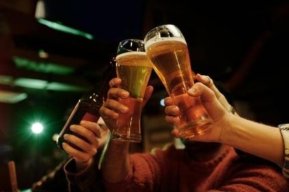 Beer (and alcohol in general) disrupts sleep by reducing REM sleep and causing frequent awakenings. (Pexels ) Beer (and alcohol in general) disrupts sleep by reducing REM sleep and causing frequent awakenings. (Pexels )