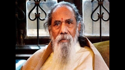 An acclaimed writer, Chitampalli pioneered nature writing in Marathi with his vivid, lyrical descriptions of birds, forests, animals, and tribal life. (HT FILE) An acclaimed writer, Chitampalli pioneered nature writing in Marathi with his vivid, lyrical descriptions of birds, forests, animals, and tribal life. (HT FILE)