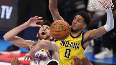 Chet Holmgren #7 of the Oklahoma City Thunder and Tyrese Haliburton #0 of the Indiana Pacers (Getty Images via AFP) Chet Holmgren #7 of the Oklahoma City Thunder and Tyrese Haliburton #0 of the Indiana Pacers (Getty Images via AFP)