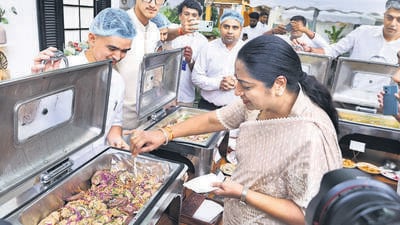 Chief minister Rekha Gupta inaugurated Soma, The Ayurvedic Kitchen at Maharishi Ayurveda Hospital, at Shalimar Bagh in New Delhi, on Wednesday. (Hindustan Times) Chief minister Rekha Gupta inaugurated Soma, The Ayurvedic Kitchen at Maharishi Ayurveda Hospital, at Shalimar Bagh in New Delhi, on Wednesday. (Hindustan Times)