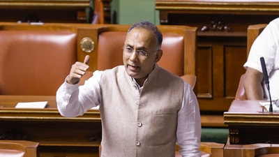 Karnataka Health Minister Dinesh Gundurao. (DIPR) Karnataka Health Minister Dinesh Gundurao. (DIPR)