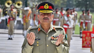 The meeting of US President Trump and Pak Gen Asim Munir also comes against the backdrop of heightened India-Pakistan tensions, following the Pahalgam terror attack. (AP file) The meeting of US President Trump and Pak Gen Asim Munir also comes against the backdrop of heightened India-Pakistan tensions, following the Pahalgam terror attack. (AP file)