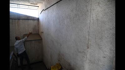 According to official records, Pune district has 830 bridges with 115 of them classified as ‘large’ and 715 classified as ‘small’. A structural audit of 31 of these bridges carried out in 2024 highlighted serious concerns, especially in Junnar tehsil, where nine bridges were found to be in dire need of repairs and structural reinforcement. (REPRESENTATIVE PHOTO)