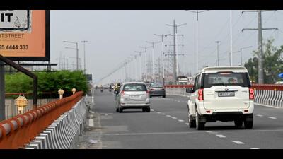 The accident occurred around 5.50am on the Jahangirabad–Bulandshahr Road near the Chandauk crossing, within the jurisdiction of Jahangirabad police station. (FILE) The accident occurred around 5.50am on the Jahangirabad–Bulandshahr Road near the Chandauk crossing, within the jurisdiction of Jahangirabad police station. (FILE)