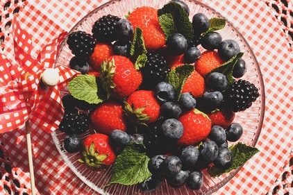 Berries contain polyphenols that tackle inflammation. (Shutterstock) Berries contain polyphenols that tackle inflammation. (Shutterstock)