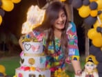 Influencer Kirti Patel was arrested for attempting to extort crores from a builder Influencer Kirti Patel was arrested for attempting to extort crores from a builder