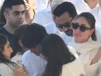 Sunjay Gupta's funeral was attended by Karisma Kapoor, Kareena Kapoor and Saif Ali Khan. Sunjay Gupta's funeral was attended by Karisma Kapoor, Kareena Kapoor and Saif Ali Khan.