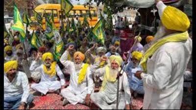 Following a crackdown by the Aam Aadmi Party (AAP) government, two factions of the Bhartiya Kisan Unions — Ekta Ugrahan and Sidhupur — are trying to revive the farmer’s movement, making Bathinda a hotbed of their activities. (HT File) Following a crackdown by the Aam Aadmi Party (AAP) government, two factions of the Bhartiya Kisan Unions — Ekta Ugrahan and Sidhupur — are trying to revive the farmer’s movement, making Bathinda a hotbed of their activities. (HT File)