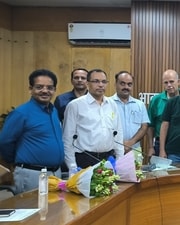 Scientists from Israel visit CISH in Lucknow for a discussion on advanced research in mango improvement. (Sourced) Scientists from Israel visit CISH in Lucknow for a discussion on advanced research in mango improvement. (Sourced)