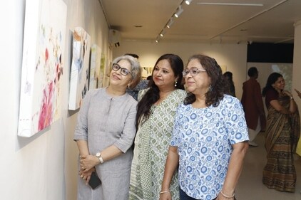 Visitors are the exhibition Visitors are the exhibition