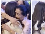 Juhi Chawla and Asha Bhosle's warm interaction won hearts at the Sitaare Zameen Par premiere on Thursday. Juhi Chawla and Asha Bhosle's warm interaction won hearts at the Sitaare Zameen Par premiere on Thursday.