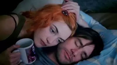 Kate Winslet and Jim Carrey in a still from Eternal Sunshine of the Spotless Mind (2004) (Photo: X) Kate Winslet and Jim Carrey in a still from Eternal Sunshine of the Spotless Mind (2004) (Photo: X)