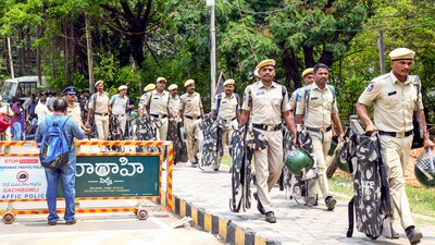 Police said the bomb threat call was made this afternoon, after which the bomb squad was deployed (Representative Image/PTI)