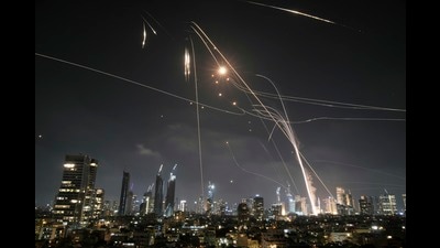 If Tel Aviv and Washington pursue an endgame that stops only with regime change in Tehran, it may lead to tumultuous changes in the region. (AP) If Tel Aviv and Washington pursue an endgame that stops only with regime change in Tehran, it may lead to tumultuous changes in the region. (AP)