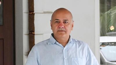 Manish Sisodia leaves his house on Rajinder Prasad Marg for the ACB office on Friday morning. (Vipin Kumar/HT photo) Manish Sisodia leaves his house on Rajinder Prasad Marg for the ACB office on Friday morning. (Vipin Kumar/HT photo)