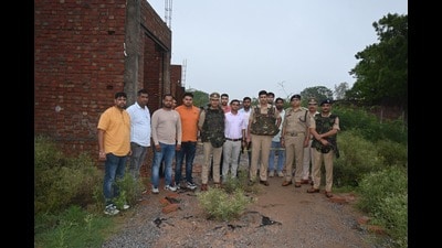 The police team involved in the shoot-out in Firozabad (HT Photo)
