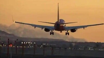 With commercial flights suspended, the delegation was eventually moved by road from Tel Aviv to Jordan. With commercial flights suspended, the delegation was eventually moved by road from Tel Aviv to Jordan.