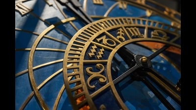An astronomical clock in Prague. To make better sense of time, seek out precious or new experiences. As we create memories, time ‘stretches’, researchers say. (Shutterstock) An astronomical clock in Prague. To make better sense of time, seek out precious or new experiences. As we create memories, time ‘stretches’, researchers say. (Shutterstock)