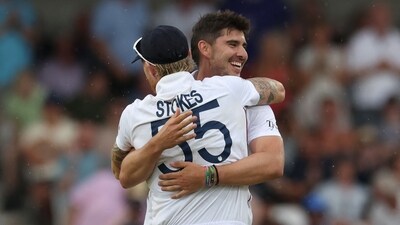 Josh Tongue bounced back from a subpar opening day, handling the tail while matching captain Ben Stokes with 4 wickets in the first innings. India collapsed from 430-3 to 471 all-out either side of the lunch break, unable to make the most of an incredible platform. (AFP) Josh Tongue bounced back from a subpar opening day, handling the tail while matching captain Ben Stokes with 4 wickets in the first innings. India collapsed from 430-3 to 471 all-out either side of the lunch break, unable to make the most of an incredible platform. (AFP)