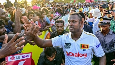 Angelo Mathews gets big flowery send off as Sri Lanka draw first Test against Bangladesh (AFP) Angelo Mathews gets big flowery send off as Sri Lanka draw first Test against Bangladesh (AFP)