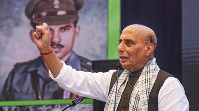 Defence Minister Rajnath Singh interacts with the armed forces personnel during 'Barakhana' at Northern Command headquarters, in Udhampur, J&K, on Friday. (PTI) Defence Minister Rajnath Singh interacts with the armed forces personnel during 'Barakhana' at Northern Command headquarters, in Udhampur, J&K, on Friday. (PTI)