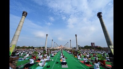 People participate in a yoga session on the 11th "International Yoga Day" at Ambedkar Park, Gomti Nagar in Lucknow on Saturday (Deepak Gupta/ HT) People participate in a yoga session on the 11th "International Yoga Day" at Ambedkar Park, Gomti Nagar in Lucknow on Saturday (Deepak Gupta/ HT)