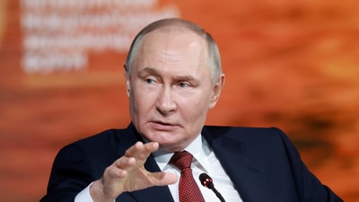 Russia's President Vladimir Putin speaks about possibility of WW3 during a plenary session of the St. Petersburg International Economic Forum (SPIEF) in Saint Petersburg, Russia, June 20, 2025. (Reuters)