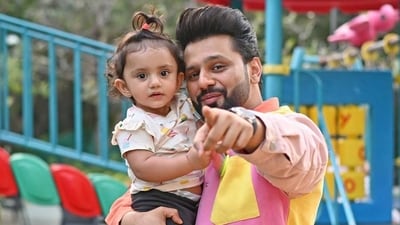 Rahul Vaidya with daughter Navya. Rahul Vaidya with daughter Navya.