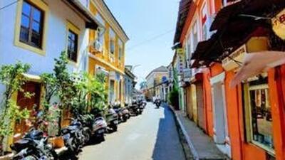 Residents of Panjim’s heritage neighbourhoods San Tomé and Fontainhas said that they are facing issues because narrow streets are blocked by impromptu photoshoots, noisy tourists peeking into people’s homes, urination in the streets (Saumya Sharma/HT) Residents of Panjim’s heritage neighbourhoods San Tomé and Fontainhas said that they are facing issues because narrow streets are blocked by impromptu photoshoots, noisy tourists peeking into people’s homes, urination in the streets (Saumya Sharma/HT)