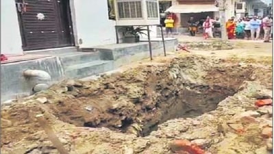 The body of Tannu Rajput was recovered from a pit around 8 to 10 feet deep. (HT Photo)