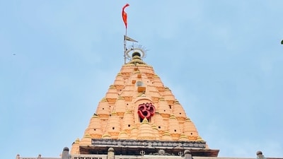 Mahakaleshwar Jyotirlinga: Located in Ujjain, the Mahakaleshwar Temple is one of the twelve Jyotirlingas (sacred abodes of Lord Shiva) in India. ( Vikram Nath Chouhan 🇮🇳 on Unsplash) Mahakaleshwar Jyotirlinga: Located in Ujjain, the Mahakaleshwar Temple is one of the twelve Jyotirlingas (sacred abodes of Lord Shiva) in India. ( Vikram Nath Chouhan 🇮🇳 on Unsplash)