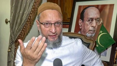 AIMIM chief Asaduddin Owaisi also mocked Pakistani Army chief Asim Munir for having lunch with US President Donald Trump. (ANI) AIMIM chief Asaduddin Owaisi also mocked Pakistani Army chief Asim Munir for having lunch with US President Donald Trump. (ANI)