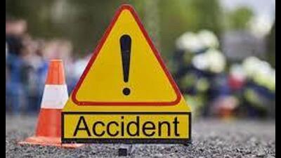 Every year, over 1,000 road accidents are reported in Uttarakhand, with the treacherous, winding and narrow roads on the mountainous terrain often exacerbating the danger. (HT File) Every year, over 1,000 road accidents are reported in Uttarakhand, with the treacherous, winding and narrow roads on the mountainous terrain often exacerbating the danger. (HT File)