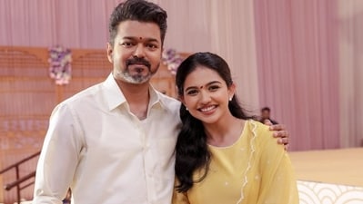 Vijay and Mamitha Baiju are acting together in H Vinoth's Jana Nayagan.